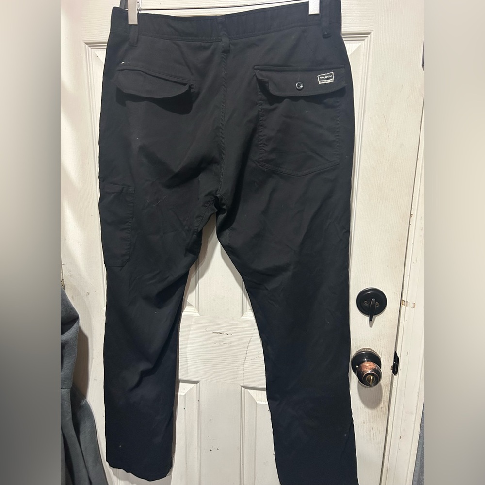 Volcom black cargo pants Size 32" #cargo #skater